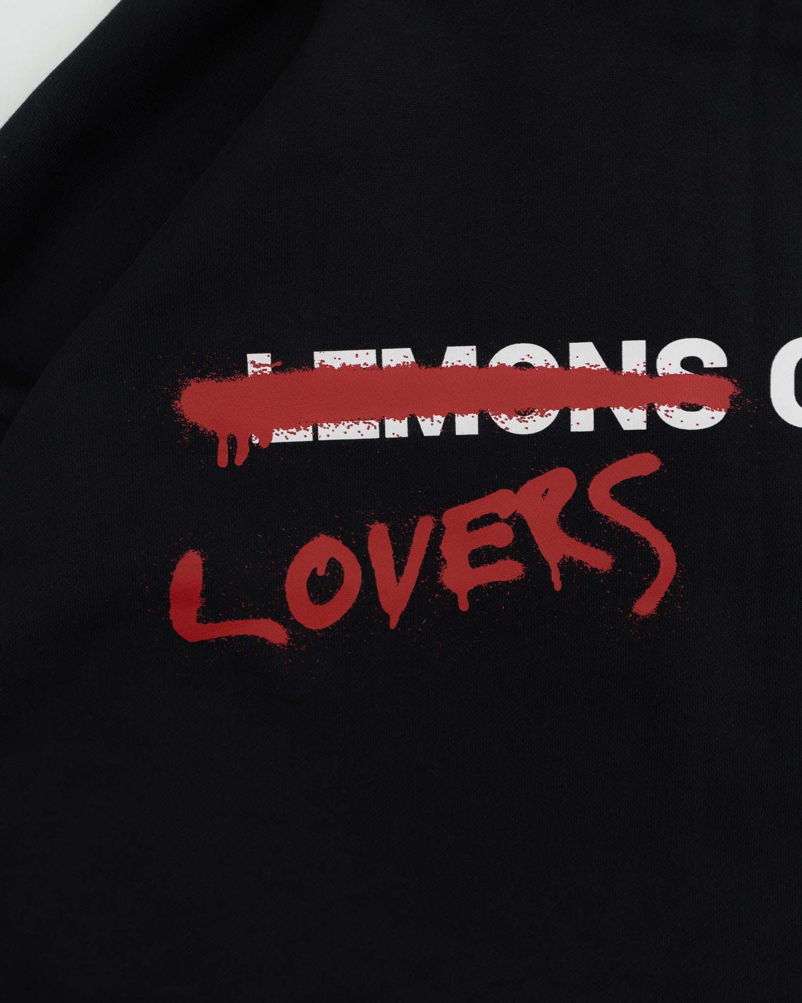 Perfect Kiss (Black)